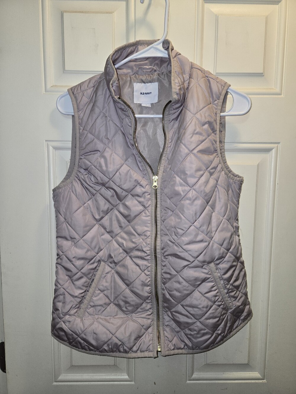 Old Navy Quilted Sleeveless Vest - Dusty Mauve